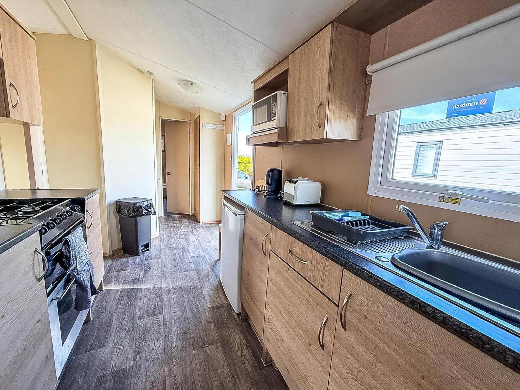 Lovely 6 Berth Caravan At Sunnydale Holiday Park Ref 35375S ラウス エクステリア 写真